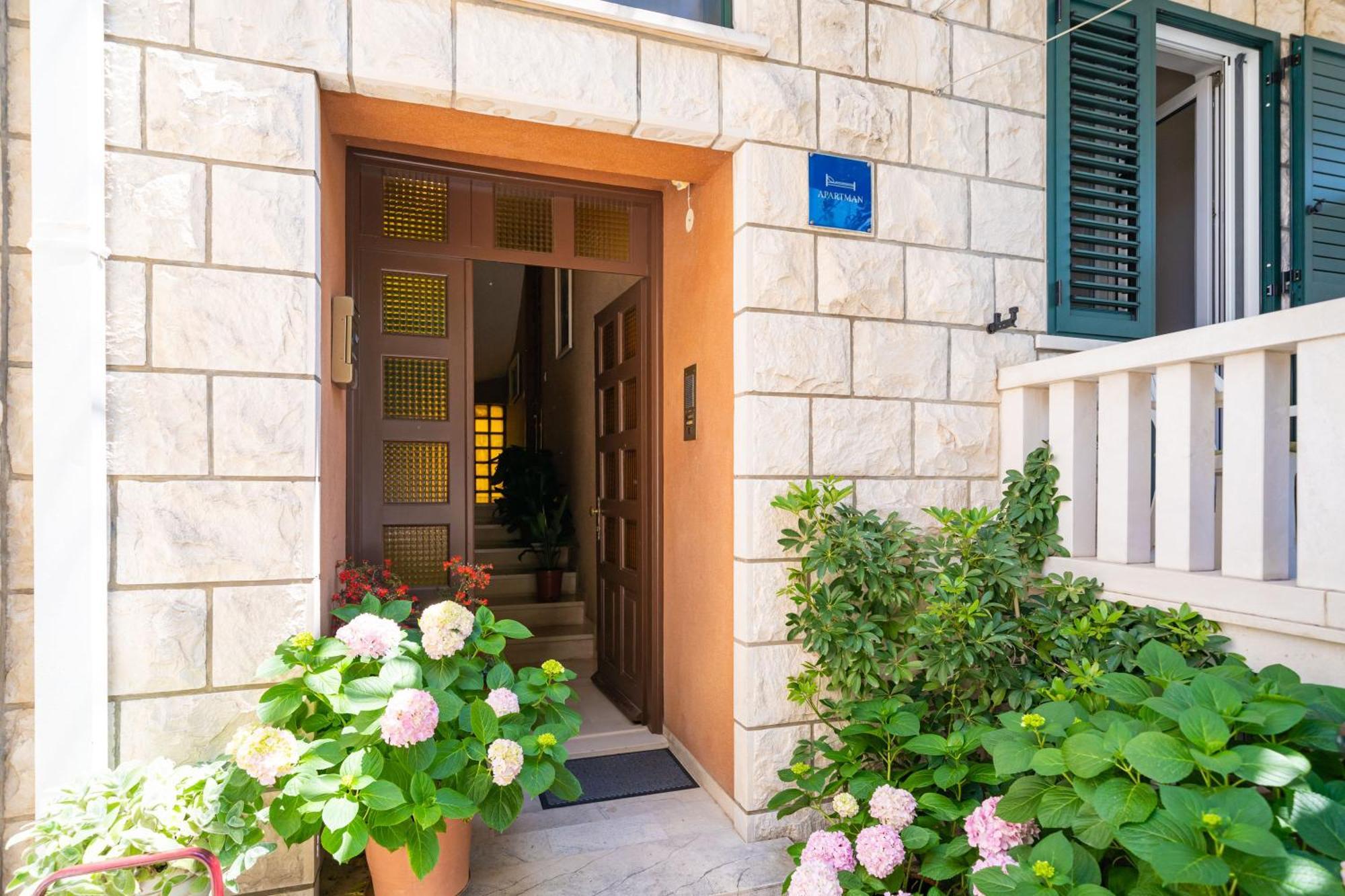 Apartments Villa Ivka Dubrovnik Exterior photo